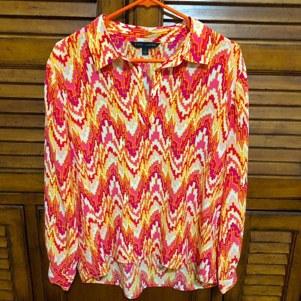 Dora Landa 🧡Orange, 💗Pink, and 🤍White Printed 💯% Silk Top - Size Large